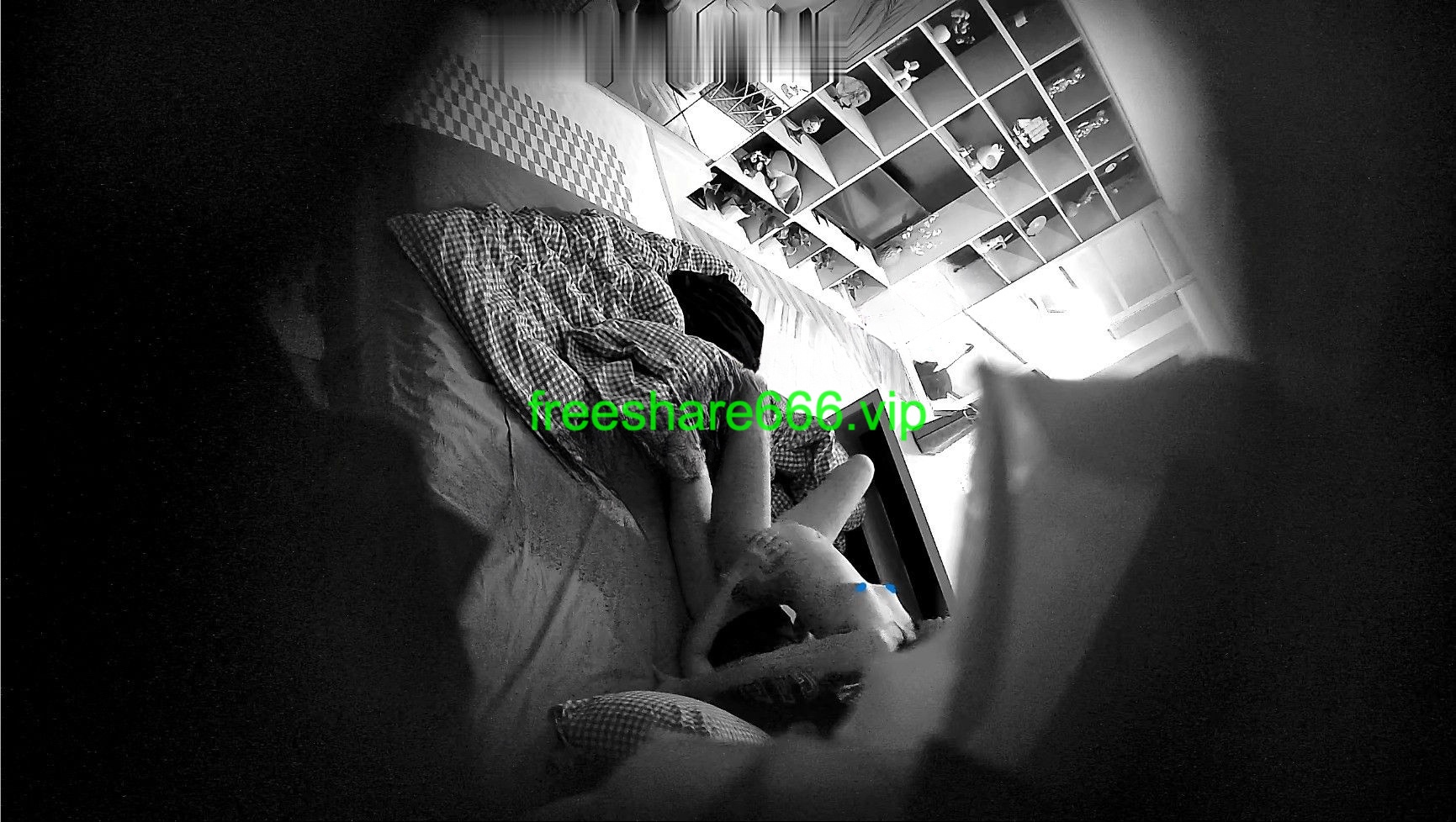 酒店偷拍-极品校花级女神 性感小白袜被各种姿势爆操2V/2.1G